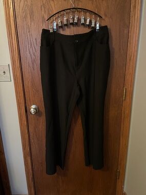 BloomChic Black Straight-Leg Dress Pants